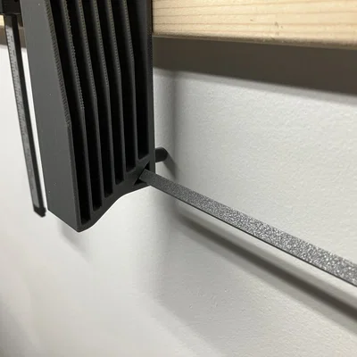 Giá đỡ và khay lưu trữ bàn in theo chuẩn French Cleat