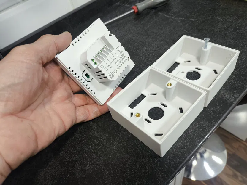 Hộp gắn nổi cho bộ điều nhiệt (thermostat) - Image 6