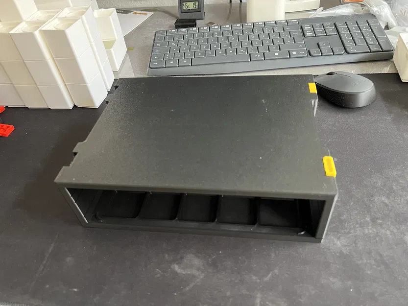 Tấm che mặt trên không lỗ Gridfinity cho kệ lưu trữ (Parametric) - Image 2