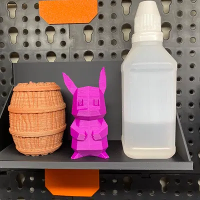 Kệ treo đơn giản cho bảng dụng cụ