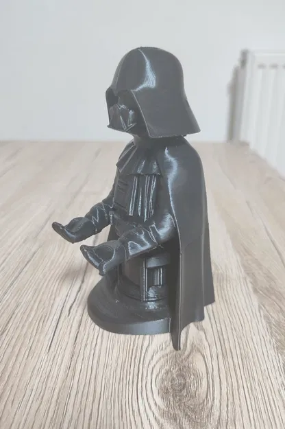 Mô hình giá đỡ Darth Vader 3D cho điện thoại và tay cầm chơi game - Image 1