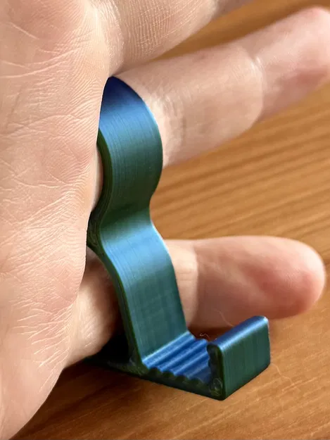 Móc đeo ngón tay giữ điện thoại 3D (Finger Phone holder hook) - Image 2