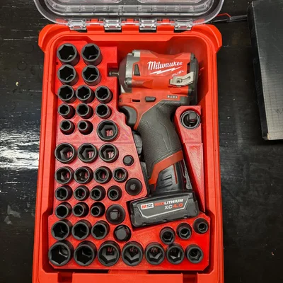 Khay đệm máy Milwaukee Impact và bộ đầu khẩu