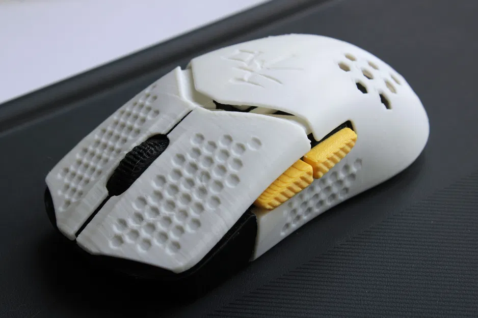 Vỏ chuột HyperX Pulsefire Saga thiết kế tổ ong - Image 1