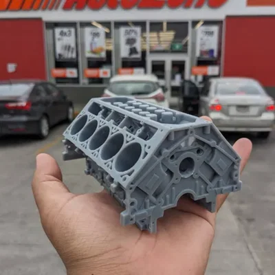 Khối Động Cơ V10 (V10 Engine Block)