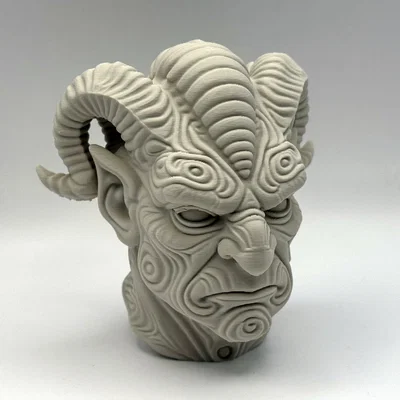 Tượng Bán Thân Cổ Đại Horned Guardian