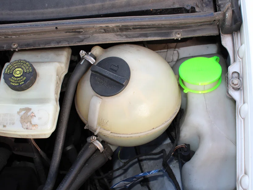 Nắp bình nước 74mm W639 | A1248690172 | Mercedes Benz Vito / Viano / Sprinter W901-W906 - Image 2