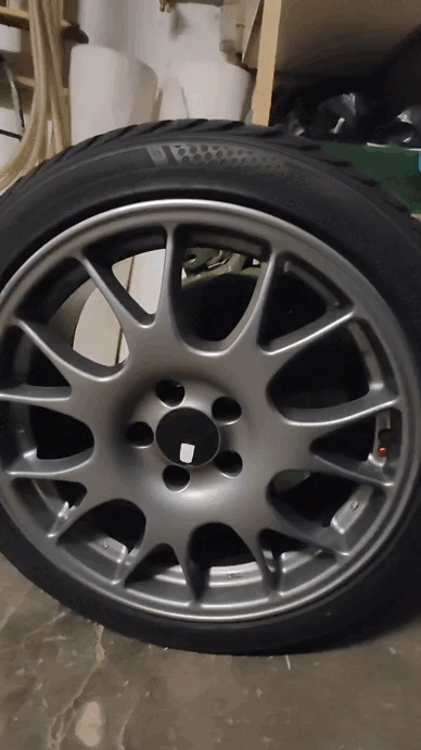 Nắp chụp mâm xe loại nổi 70mm