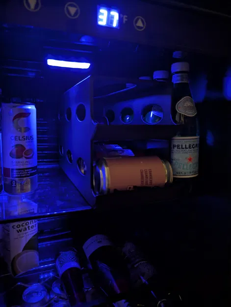 Khay Đựng 11 Lon Nước Và 1 Chai Rượu Vang Cho Tủ Lạnh - Image 2