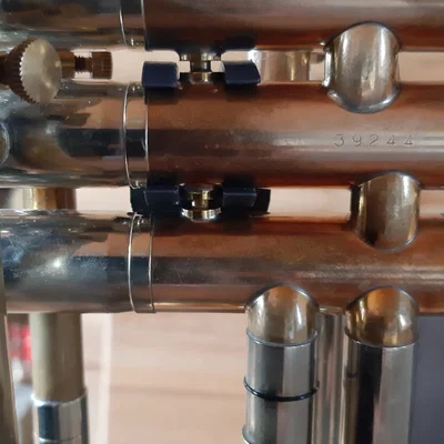 Kẹp Gắn Nút Bấm Flic 2 Cho Kèn Trumpet