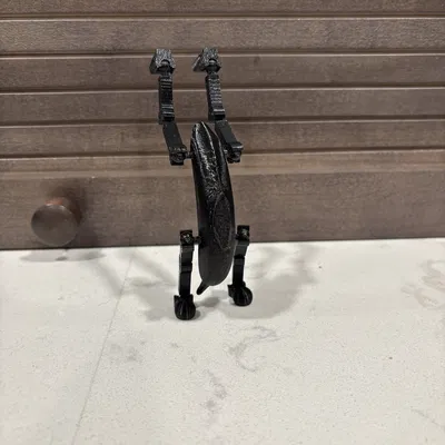 Mô hình trái chuối cử động linh hoạt (Articulated Poseable Banana)