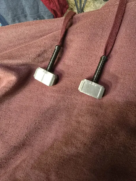 Hạt trang trí dây áo hoodie hình búa Thor Mjolnir - Image 3