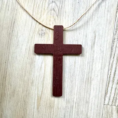 Mặt dây chuyền thánh giá Chúa Jesus phong cách vân gỗ