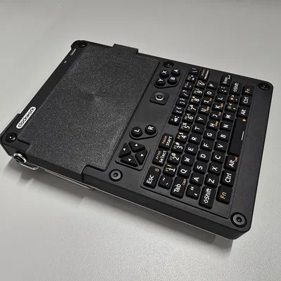 Nắp bảo vệ màn hình ClockworkPi uConsole