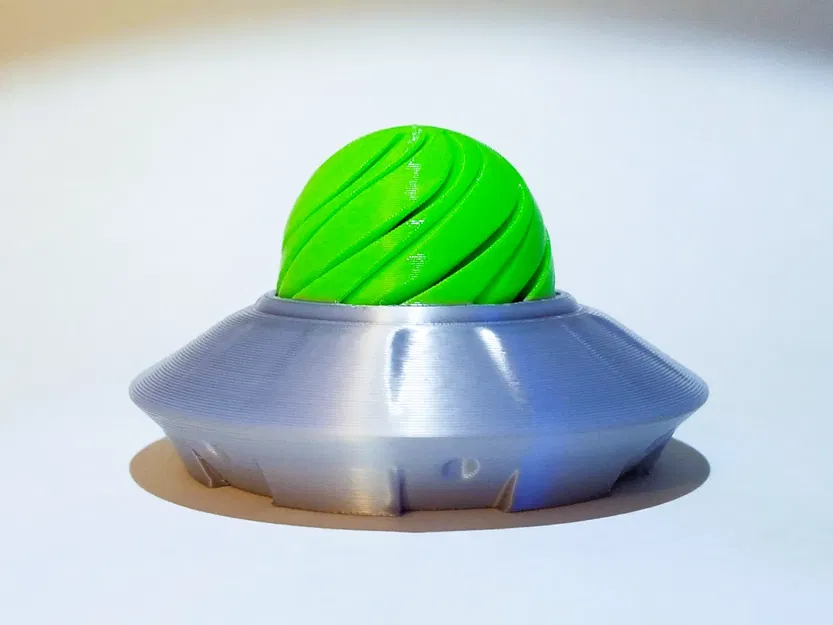 Đồ chơi xoay Fidget UFO in 3D độc đáo giải tỏa căng thẳng - Image 1