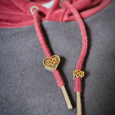 Hạt xỏ dây áo hoodie họa tiết Celtic