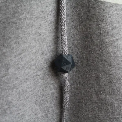 Hạt trang trí hình xúc xắc D20 (D20 Bead) cực chất cho dây áo và giày