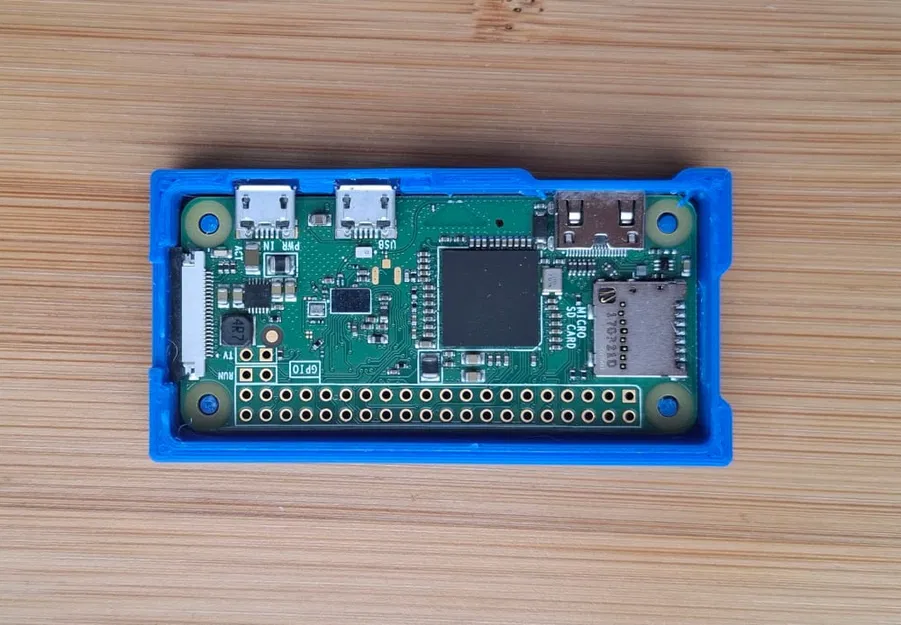 Vỏ case Raspberry Pi Zero & Zero 2 - Khớp nối, không ốc vít, có khe tản nhiệt & camera - V2 - Image 1