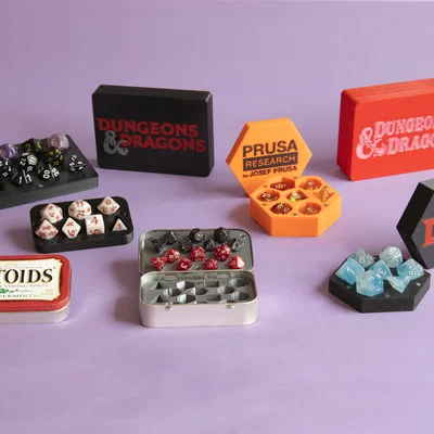 Hộp đựng xúc xắc OpenSCAD tùy chỉnh