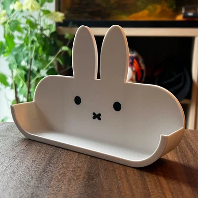 Giá đỡ kính - Lấy cảm hứng từ Miffy