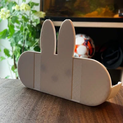 Giá đỡ kính - Lấy cảm hứng từ Miffy