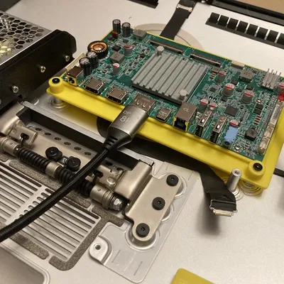 Chuyển đổi iMac 5K thành màn hình rời sử dụng bo mạch SA1