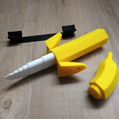 Banana Katana Remix — Cải tiến lưỡi dày hơn và khối kết nối chắc chắn