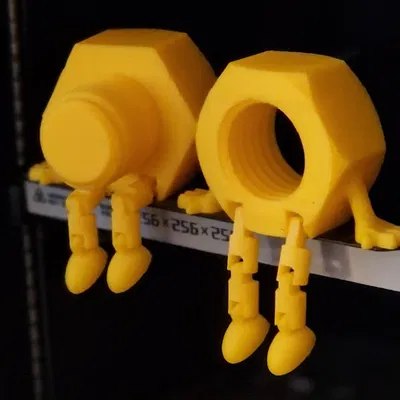 Mô hình Mr and Mrs 56 - Đôi ốc vít trang trí bàn làm việc cực xinh