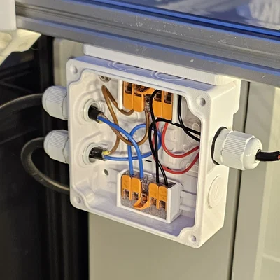 Giá đỡ hộp kỹ thuật 80x80 cho khung nhôm định hình 2020