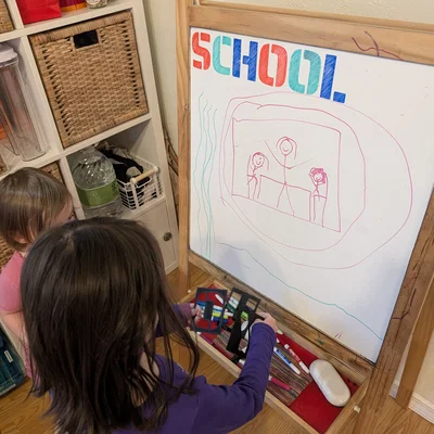 Bộ stencil chữ cái, số và ký hiệu để làm biển hiệu