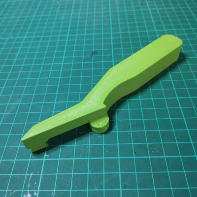 Dụng cụ làm giãn dây đàn (Guitar String Stretcher)
