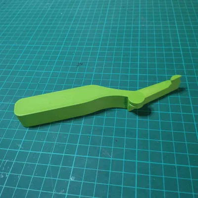 Dụng cụ làm giãn dây đàn (Guitar String Stretcher)