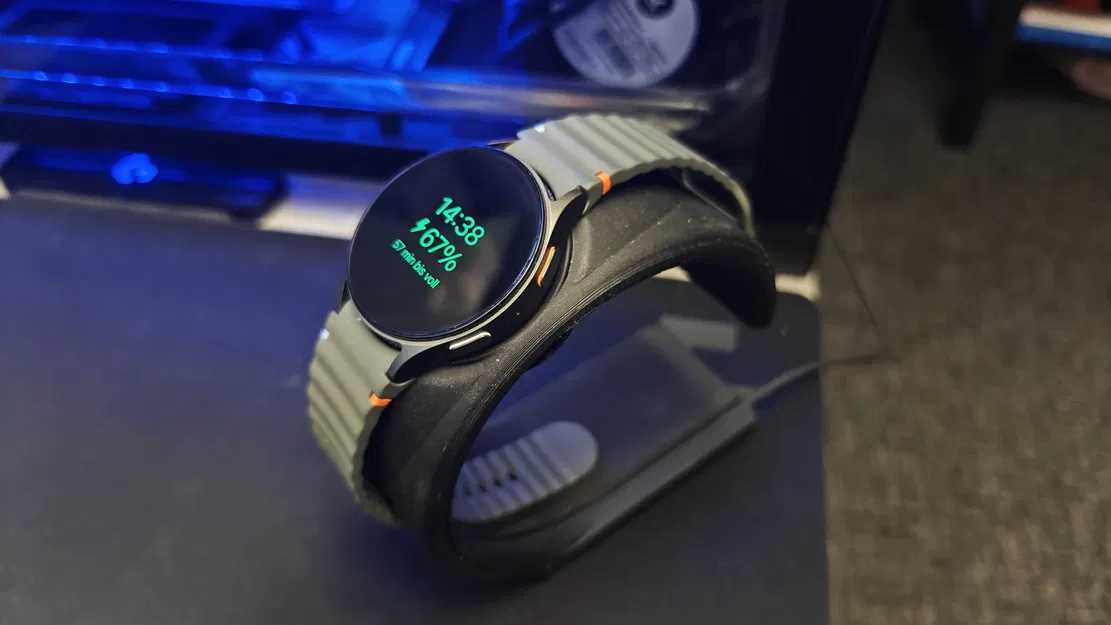 Đế sạc Samsung Galaxy Watch 5/6/7 - Thiết kế sang trọng - Image 3