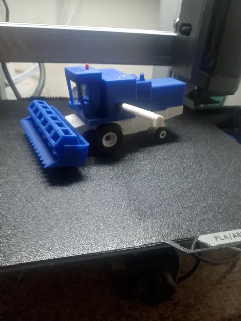 Mô hình máy gặt đập liên hợp Fortschritt 514 - Image 2