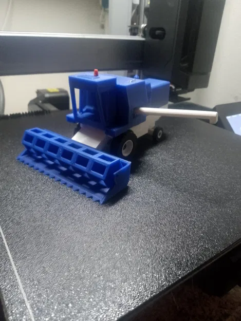 Mô hình máy gặt đập liên hợp Fortschritt 514 - Image 5