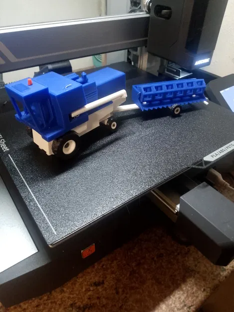 Mô hình máy gặt đập liên hợp Fortschritt 514 - Image 6