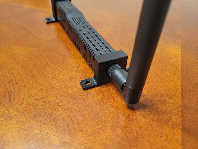 Giá treo tối giản cho SMLIGHT SLZB-06 Zigbee - Image 2