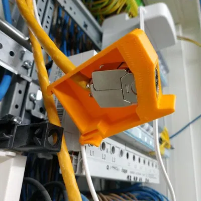 Vỏ gắn Keystone DIN Rail