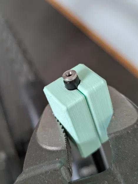 Dụng cụ kẹp dây phanh thủy lực Shimano 5mm in 3D tiện dụng - Image 1