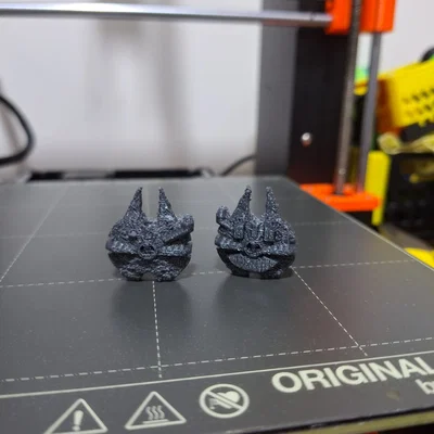 Hạt xỏ hình tàu Milenium Falcon
