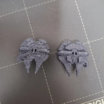 Hạt xỏ hình tàu Milenium Falcon