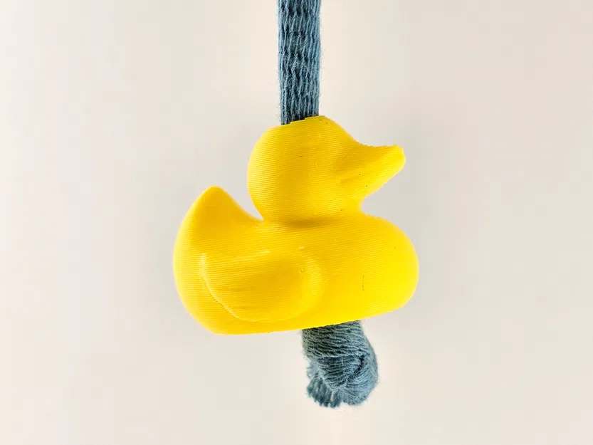 Phụ kiện chặn dây áo hoodie hình chú vịt vàng (Rubber Duck Cord Bead) - Image 1