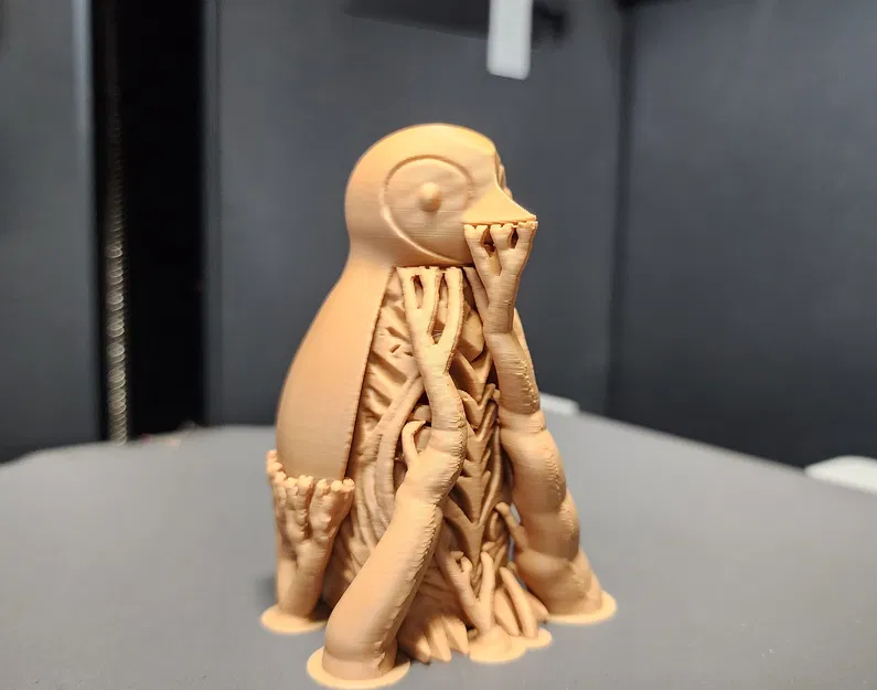 Mô hình Totem chim cánh cụt phong cách gỗ - Image 6