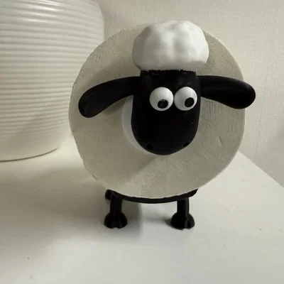 Mô hình Cừu Shaun cho lõi giấy vệ sinh 37mm