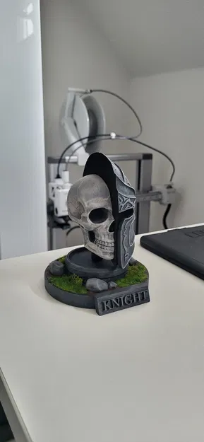 Mũ Hiệp Sĩ Giả Tưởng / Nửa Sọ Người (Mô hình trưng bày) - Image 3