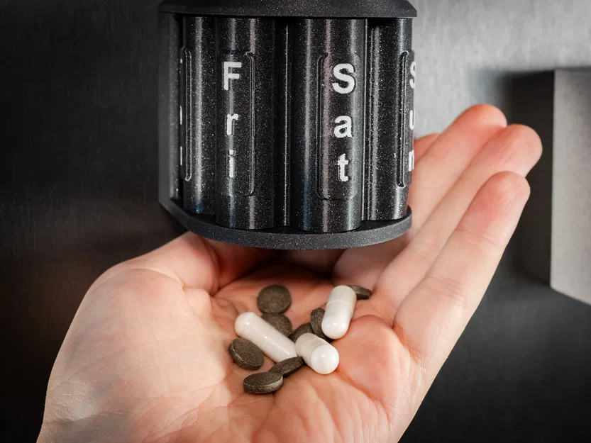 Hộp đựng thuốc Revolver từ tính, tùy chỉnh được - Image 6