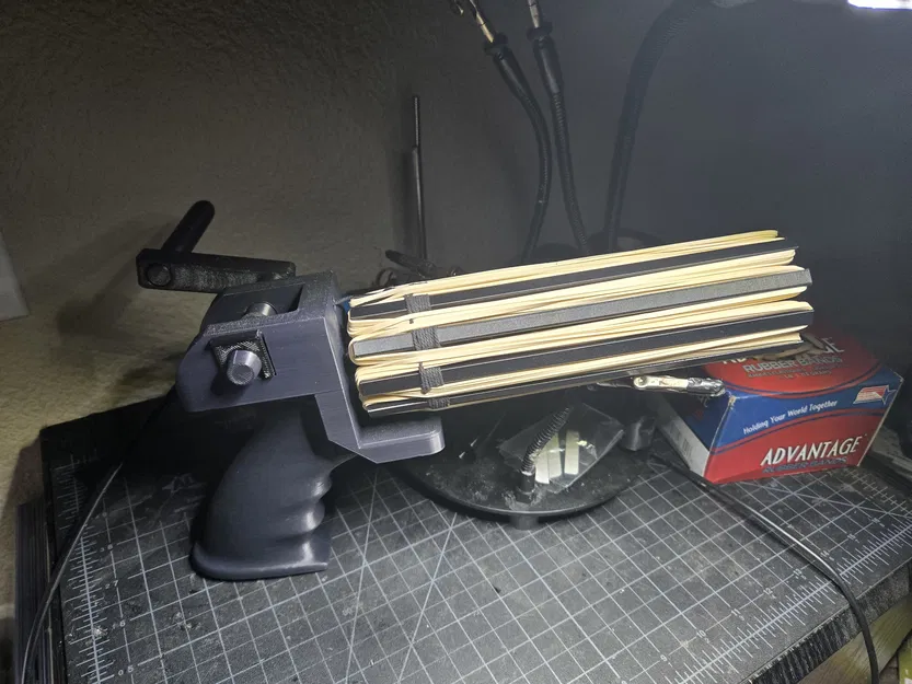 SÚNG GATLING BẮN DÂY THUN (GATLING RUBBER BAND GUN) - Image 2