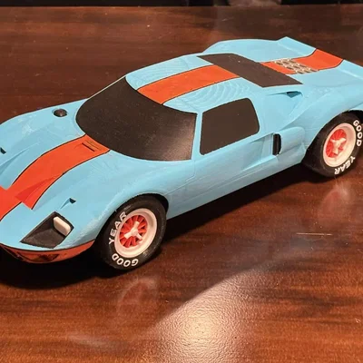 Mô hình Ford GT 40 (Le Mans) Kit Card (Tỷ lệ 1:24)