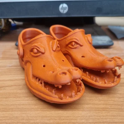 Mẫu giày Crocs theo phong cách riêng của mình