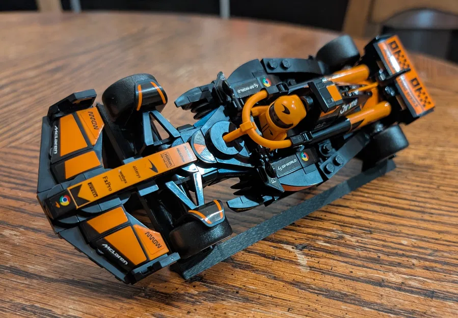 Giá trưng bày LEGO F1 (2025) - Image 1